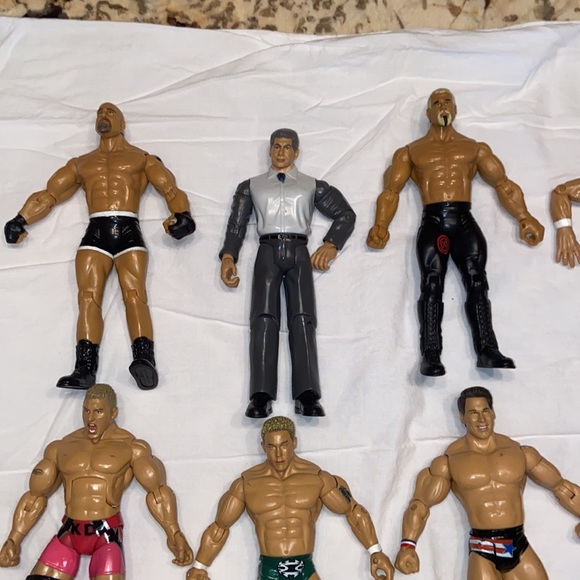 Vintage 1999-2005 WWE Jakks Pacific  Action Figures 7" - Picture 3 of 8